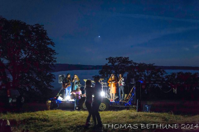 full_moon_in_the_oaks05-1