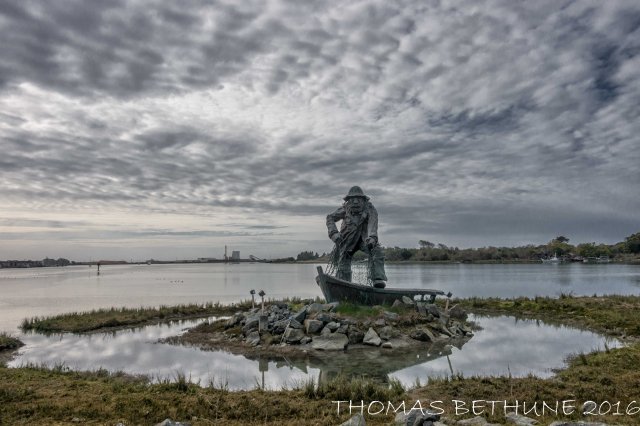 fisherman_statue_woodly_island_eureka
