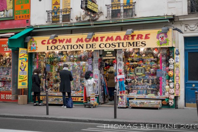Clown_Montmartre_Location_de_costumes