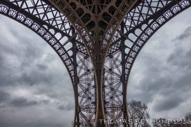eiffel_tower